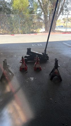 Floor jack