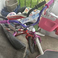 2 Children Bikes