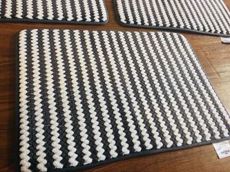 Mohawk memory foam rugs used once $5 each