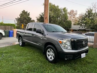 2019 Nissan Titan 4x4