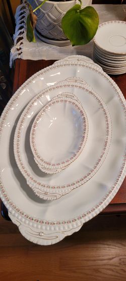 Schwarzburg Fine China Dinnerware