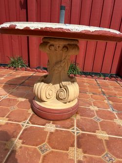 Patios table