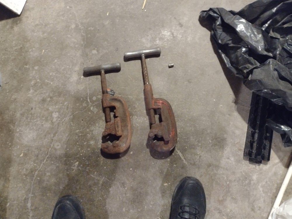 Ridge Pipe Cutter