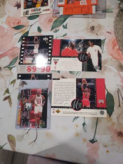 Michael Jordan ( 4 cards)
