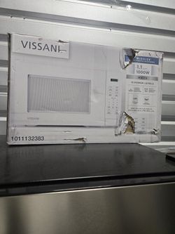 Vassani Midsize Countertop Microwave 1.1 Cu Ft 1000 W