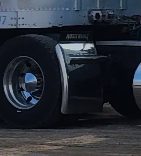 peterbilt kenworth freightliner HOGEBUILT 1/4 fenders