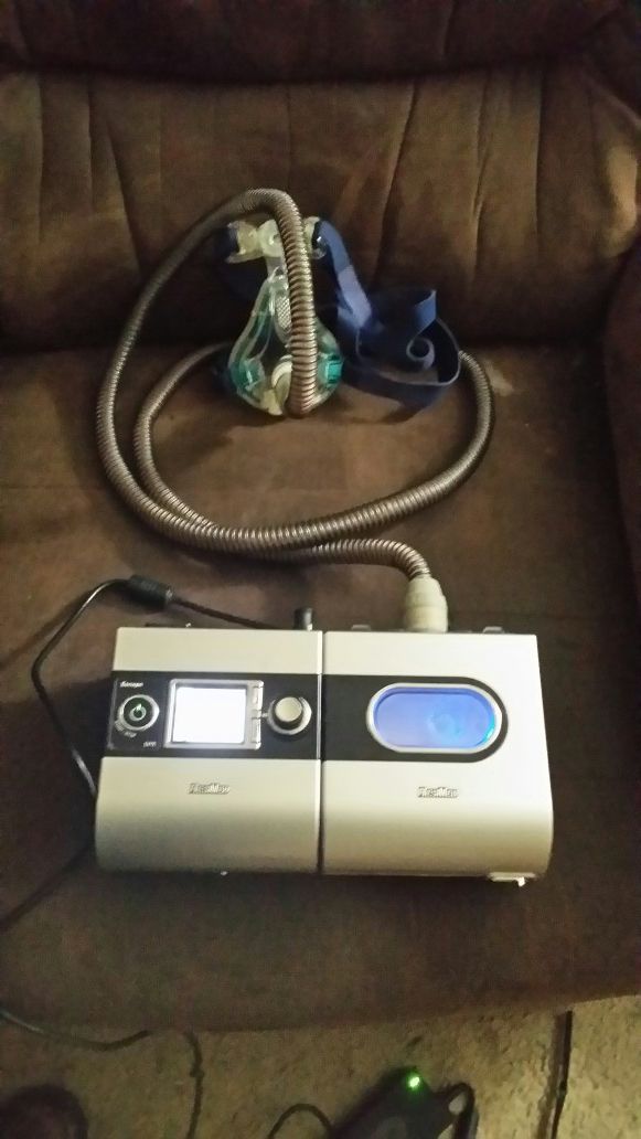 Used Res med cpap machine S9