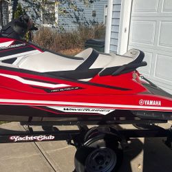 Yamaha VX Cruiser 