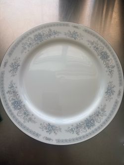 Vintage Christine Fine Porcelain China Plates – Set of 6