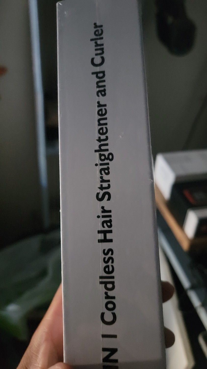 Wireless Hair Straightener 