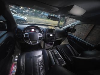 2014 Chrysler Town & Country