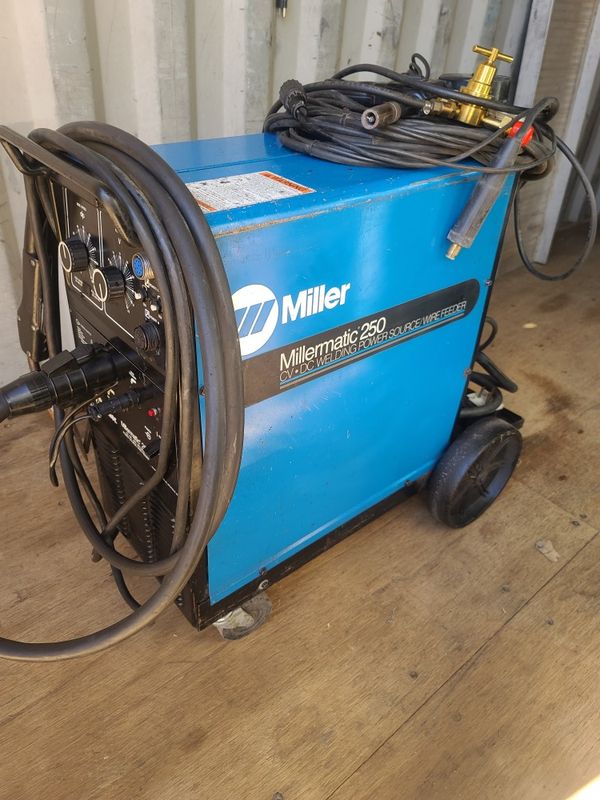 Miller Millermatic 250 with spoolgun 30A for aluminum for Sale in