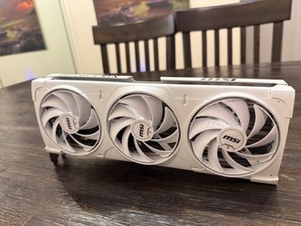 MSI Ventus GeForce RTX 5080 16GB GDDR7 PCI Express 5.0 Graphics Card RTX 5080 16G VENTUS 3X OC WHITE