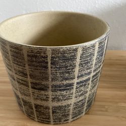 Rustic Textured PLANTER (5”Tall, 6”Wide) [PH]