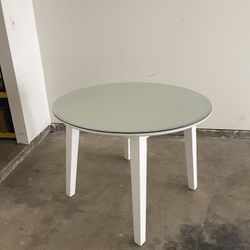 White Table For 4 With Glass Top
