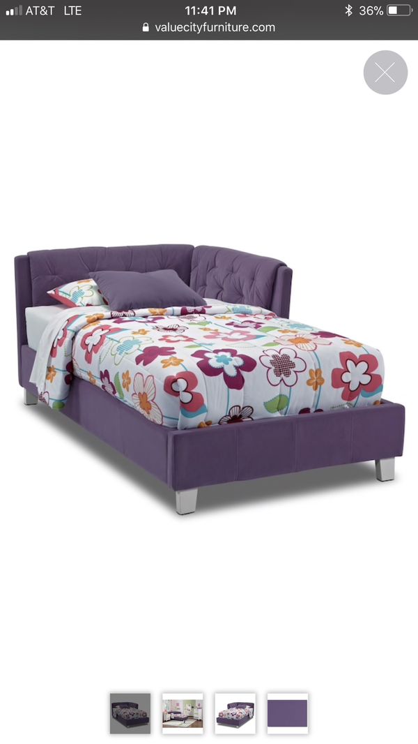 Purple Corner Bed Switches To Both Sides For In Greenwood Offerup