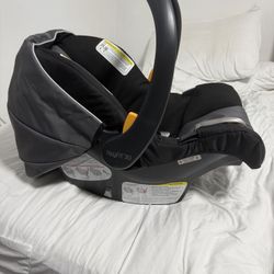 Chicco KeyFit 30 infant car seat