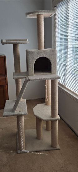 Cat tree