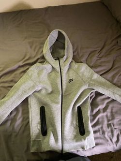 Grey Nike Tech Zip-UP size small