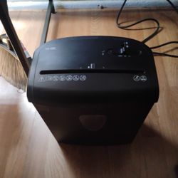 Paper Shredder