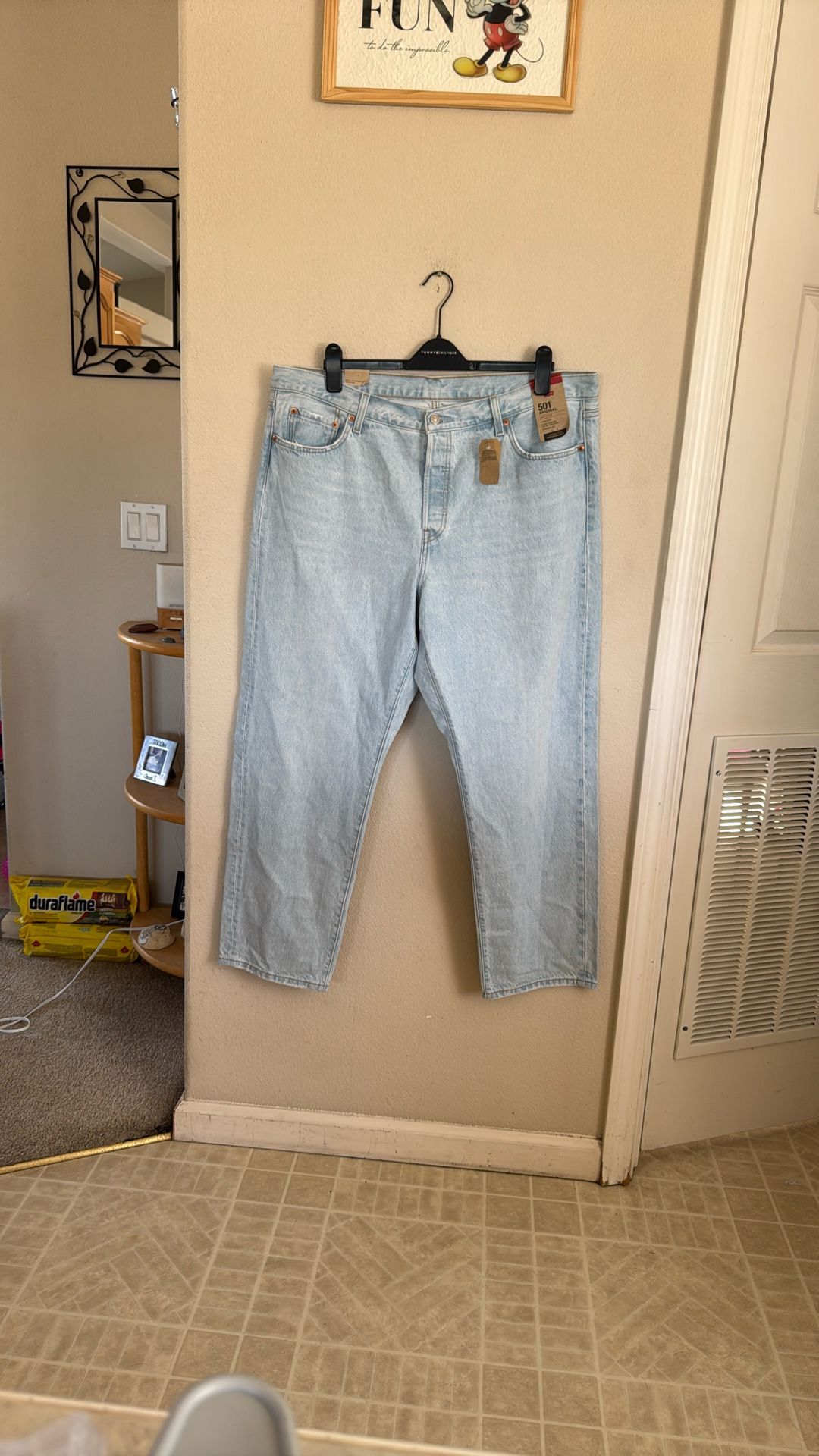 New With Tags Levi’s 501 Women’s 18 W M Light Blue Original High Rise Fitted Through Hip & Thigh Denim Blue Jeans Pants