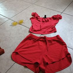 Shirt Shorts Sunglasses 