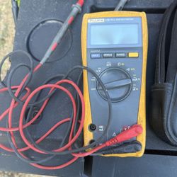Fluke 175 ESFP True RMS Digital Multimeter