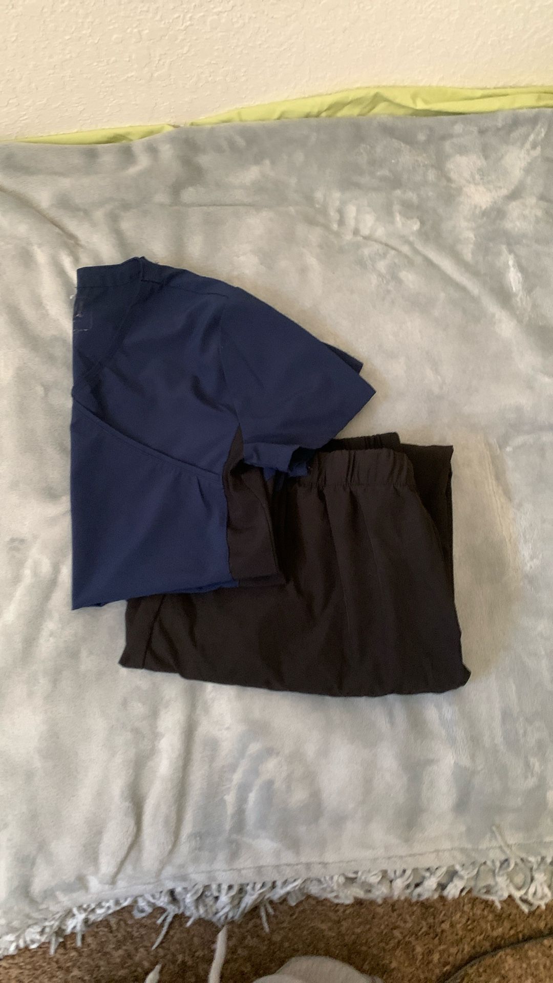 Women’s Black and Blue Scrub Set