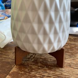 Plant holder, Good condition , never used .