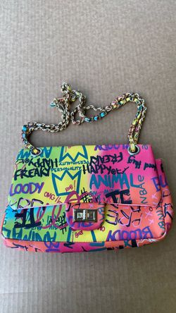 Graffiti Print Chain Strap Shoulder Bag