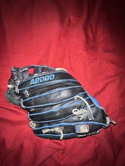 Wilson A2000 Baseball Glove 12”