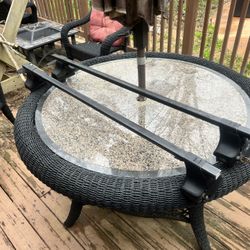 Thule Square Bar Roof Rack With Traverse Feet