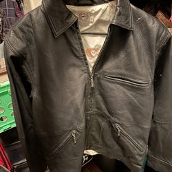 Xs Cinch Leather Jacket for Sale in Buckeye, AZ - OfferUp