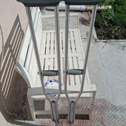 Crutches Muletas