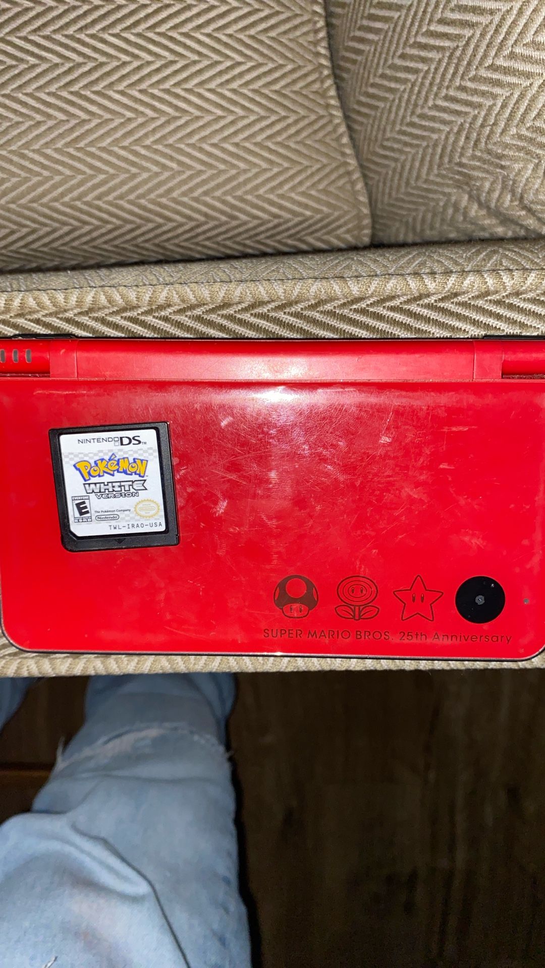 Pokémon White & Nintendo DS System