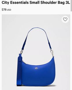 City essentials shoulder bag lululemon