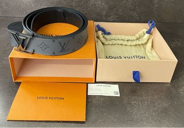 Louis Vuitton M0285Q LV Monogram Belt