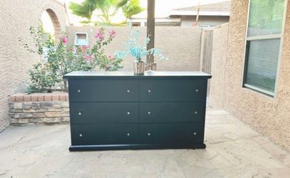 Black dresser