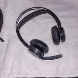 POLY Voyager Focus 2 Wireless Headphones