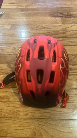 Bike helmet used like new