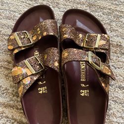 BIRKENSTOCK SANDALS