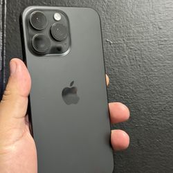 iPhone 15 Pro Max 256gb Black Color Unlocked For All Carrier Small Black Dot On Screen 