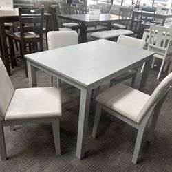 White And Gray Table Set 