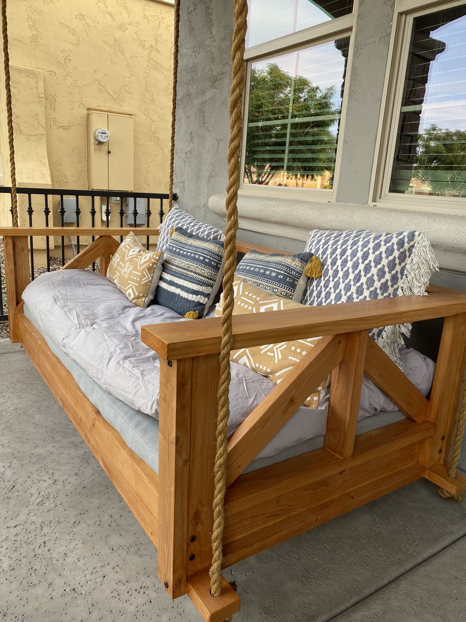 Daybed Porch Swing 