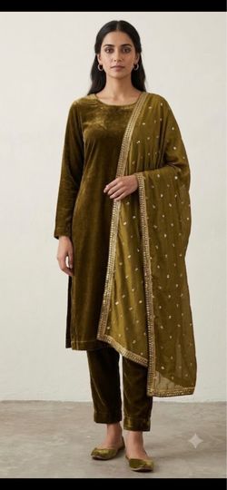 Indian and pakistani Kurta with Dupatta and Pants Set