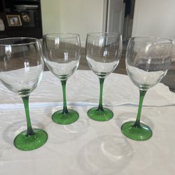 Vintage Set of Four Clear Crystal With Emerald Green Stem 8.5” Wine Glasses
