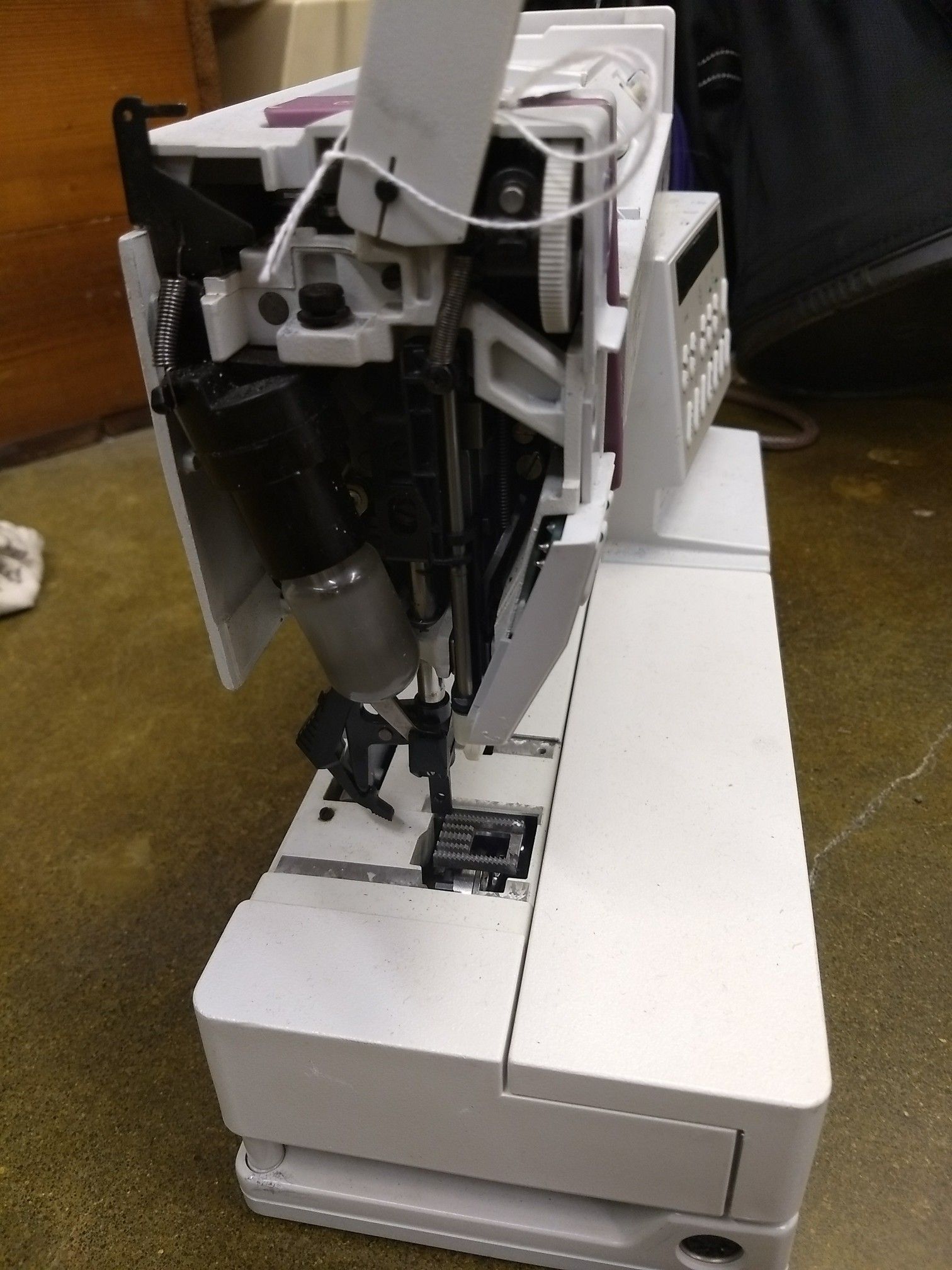 Pfaff Creative 1473 CD Sewing Machine Untested As Is Parts Repair for