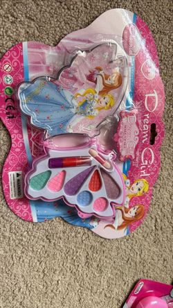 Dream Girl Kids Makeup Set Toy
