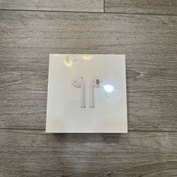 Apple AirPods 2nd Generation Sealed/Brand New Authentic
