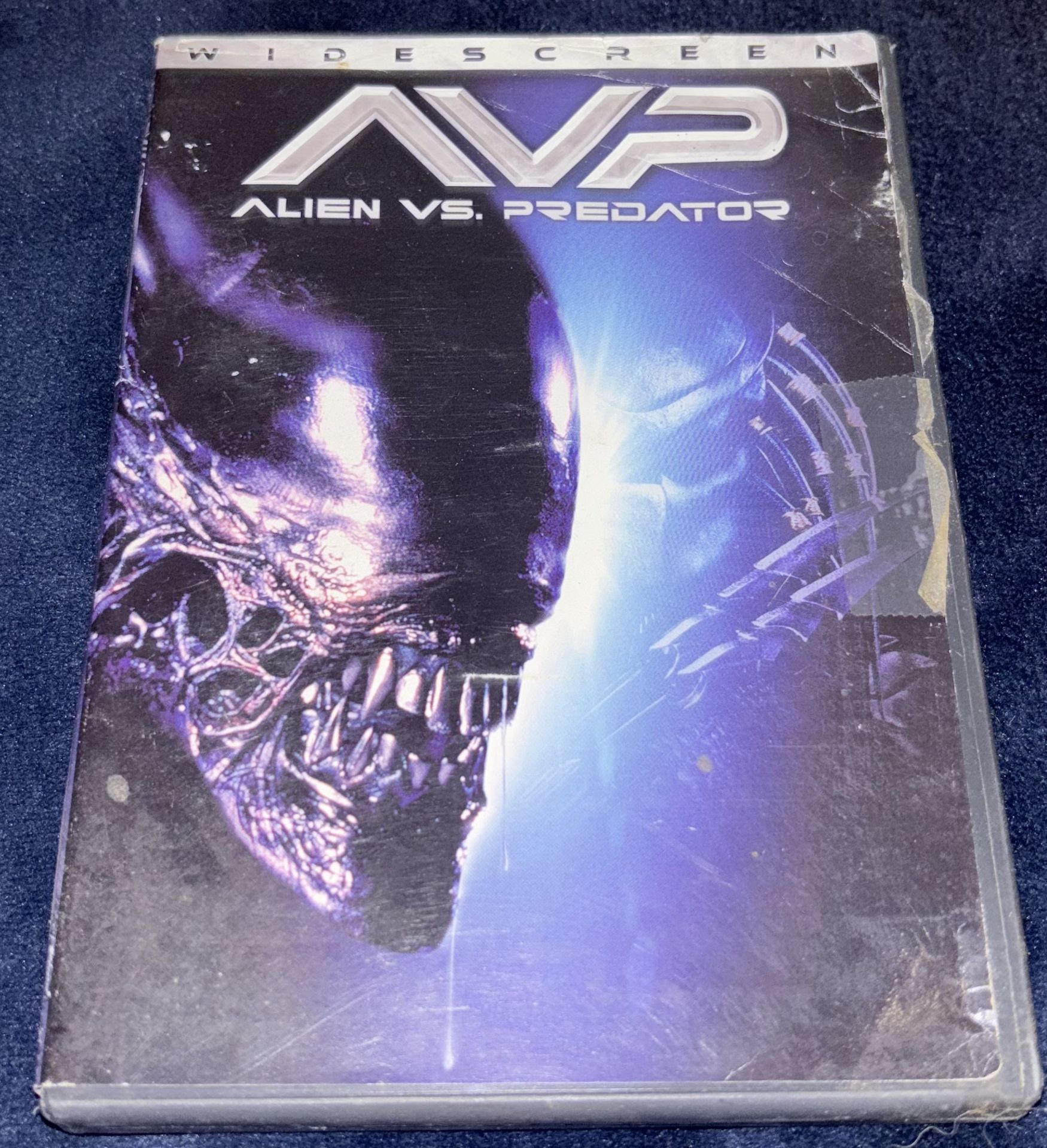 A V. P (Alien Versus Predator) On DVD